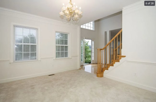 Building Photo - 317 Chamborley Dr