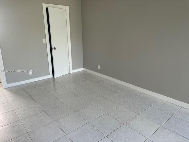 Building Photo - 8043 Lagos De Campo Blvd