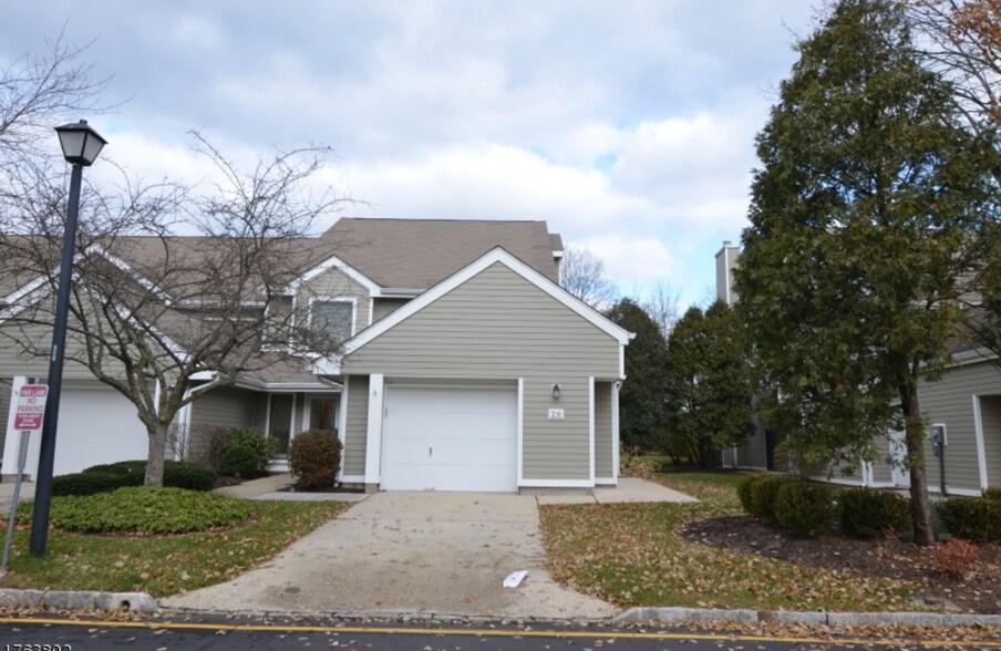 Building Photo - 26 Stryker Ct