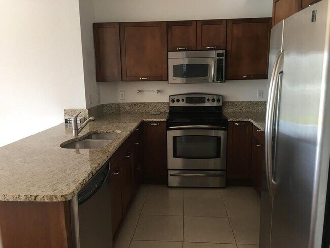 Building Photo - Annual Rental in Stuart