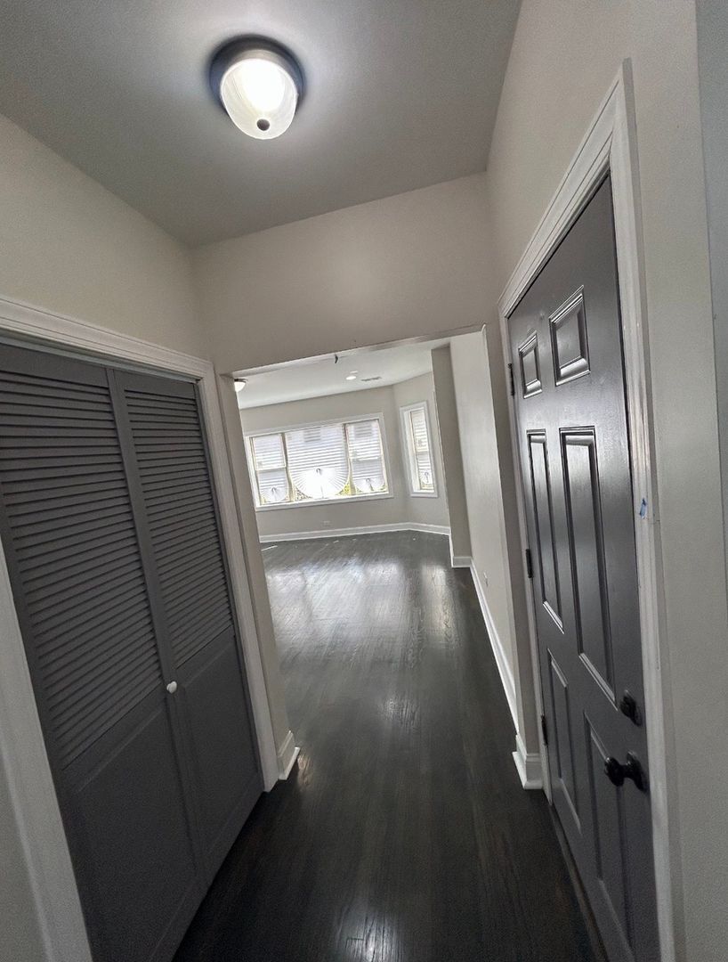 Building Photo - 7730 S Cornell Ave