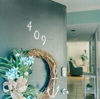 Building Photo - 409 Fairway Villas