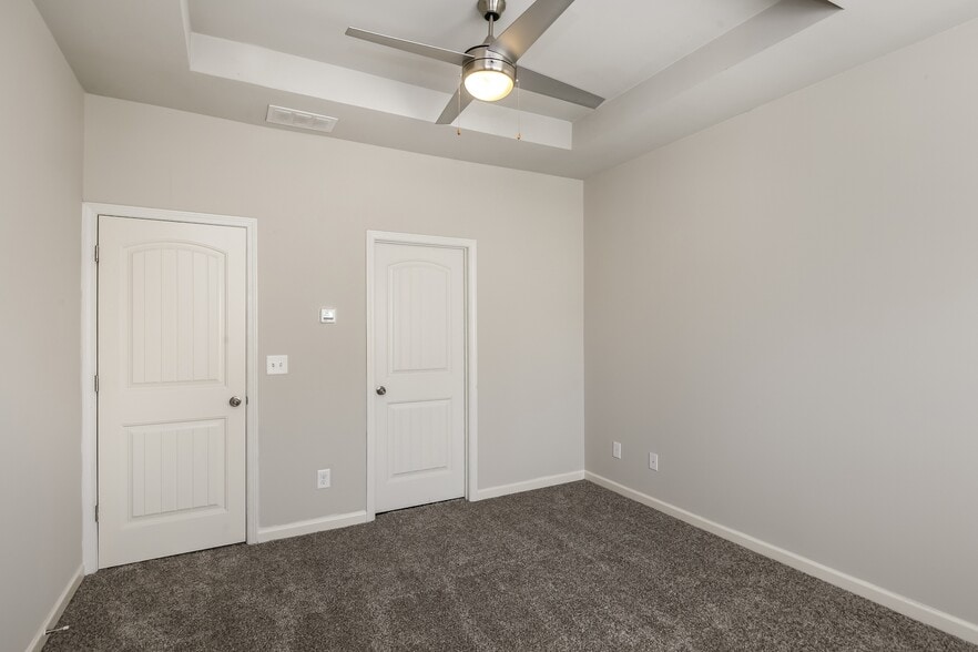 Building Photo - 67 Madaline Ln