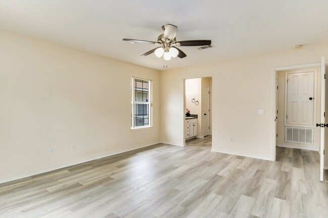 Building Photo - Welcome to this radiant and exquisite home...