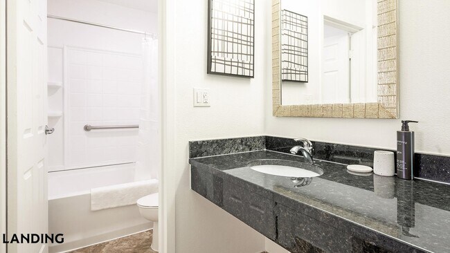 Building Photo - 2851 Maingate Village Cir