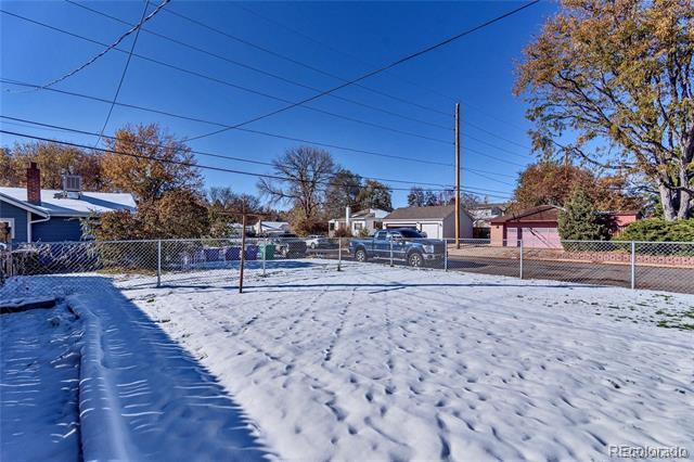 Building Photo - 2601 S Gilpin St
