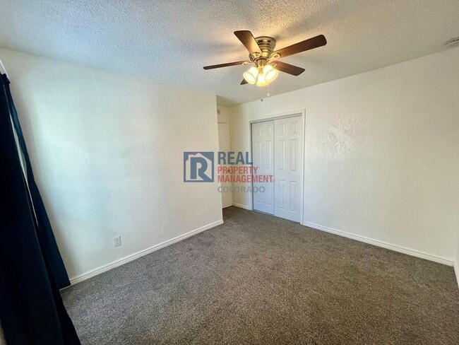 Building Photo - 3485 Rebecca Ln