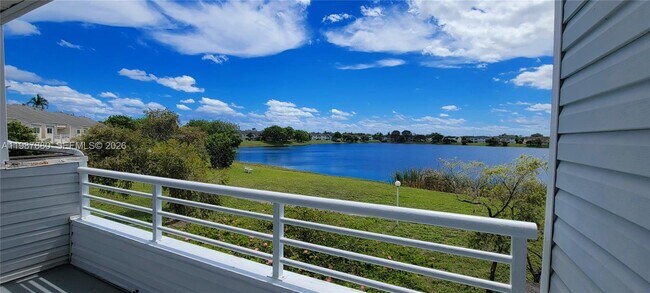 Building Photo - 3445 NW 44th St