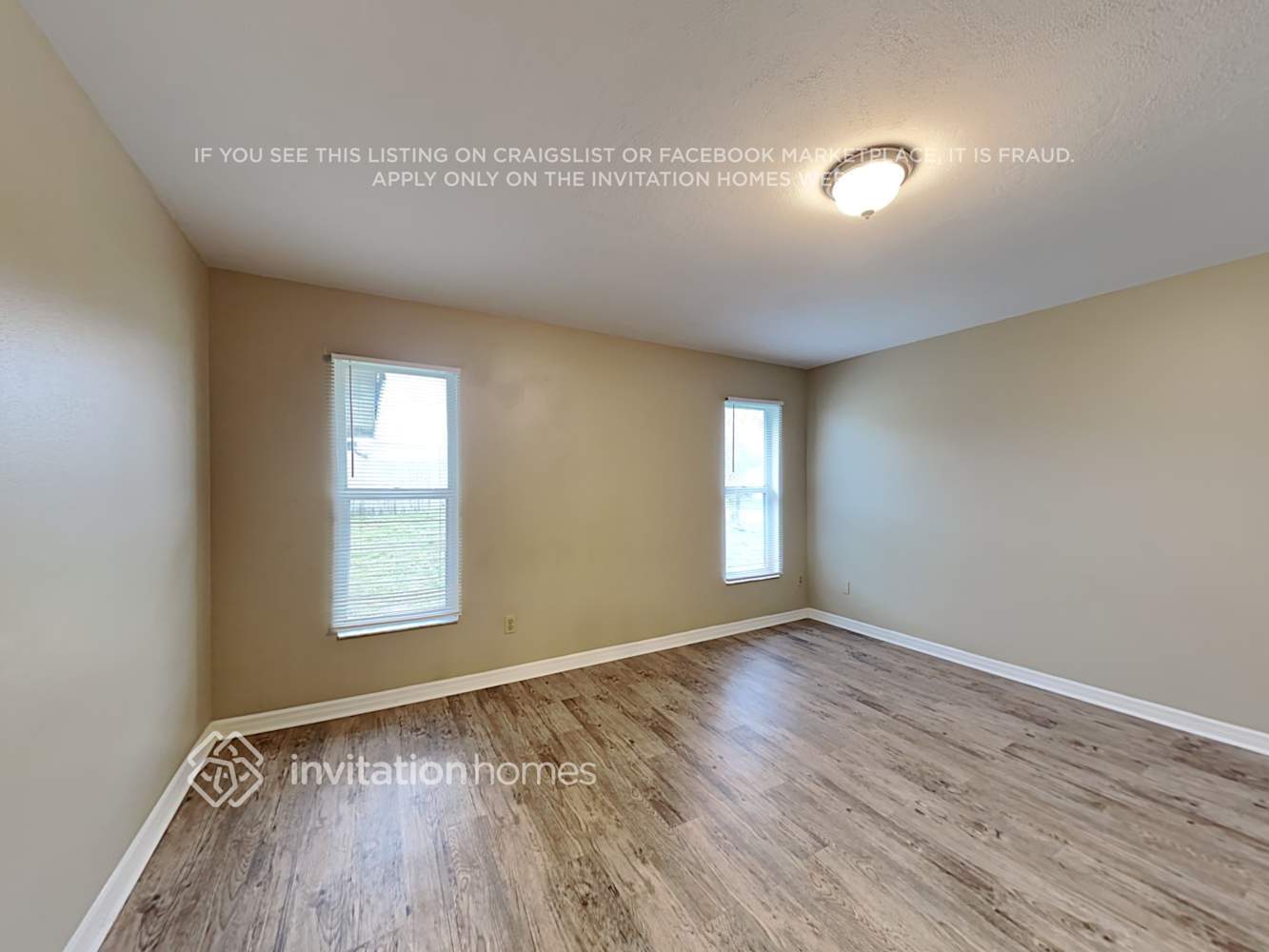 Building Photo - 2800 W Covington Dr