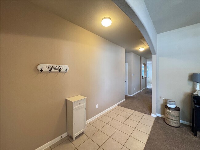 Building Photo - 6026 Starbrook Creek Dr