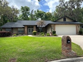 Building Photo - 942 Deerwood Loop