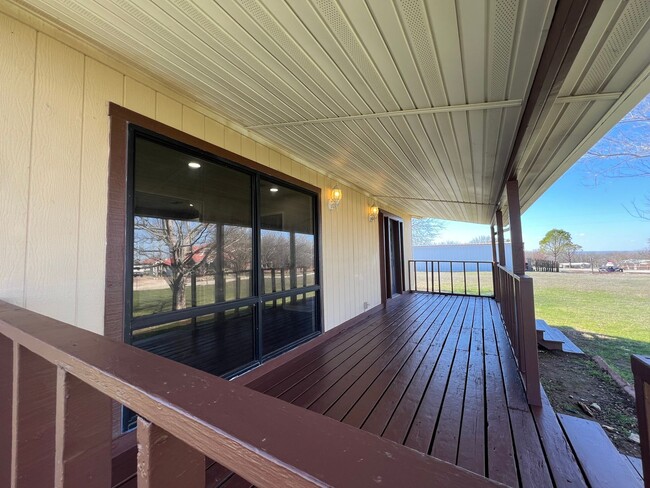 Building Photo - Homes for Rent in Rhome TX