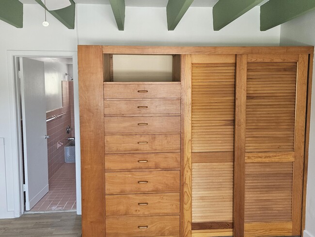 Building Photo - 3500 S Ocean Blvd