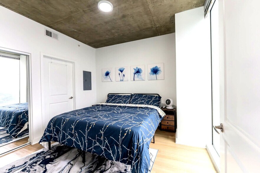 Building Photo - 830 Piedmont Ave NE