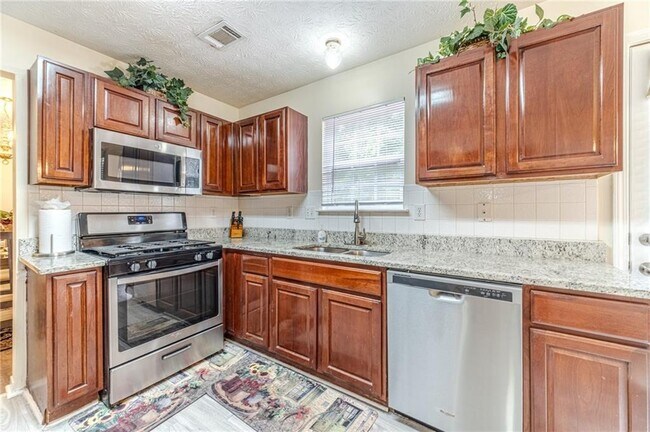 Building Photo - 4201 Crestside Ridge SW