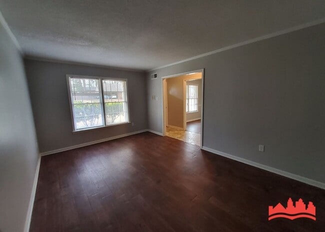 Building Photo - 5737 Scottsdale Ave