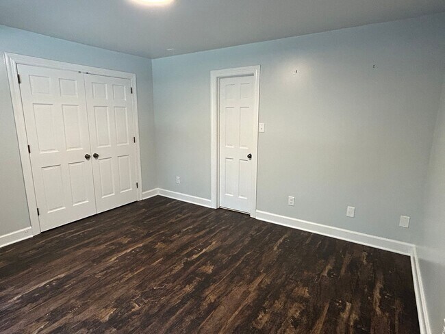 Building Photo - 5 Bed | 3.5 Bath House in Raleigh