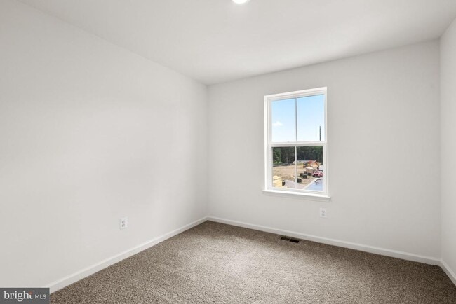 Building Photo - 8256 Longford Rd