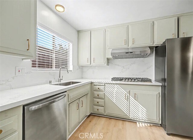 Building Photo - 4413 Canoga Dr