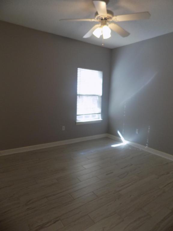 Building Photo - 1438 The Crossings