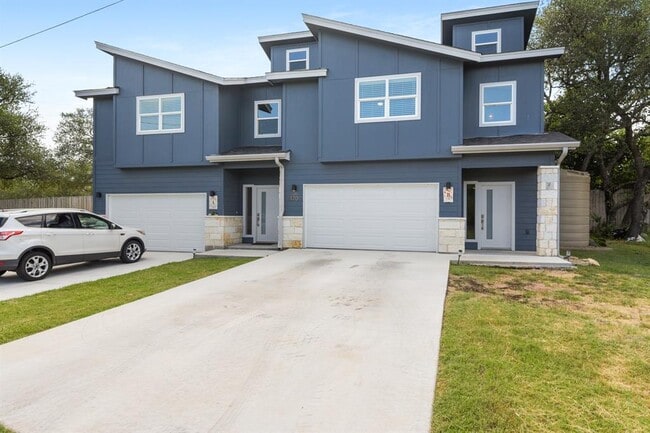 Building Photo - 24700 Whitney Dr