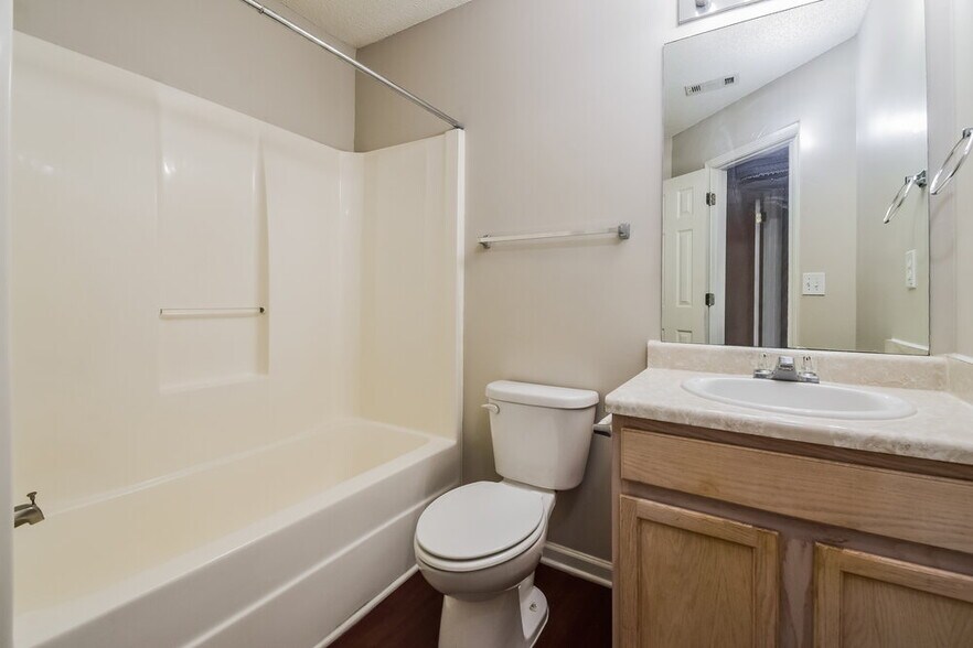 Building Photo - 3651 Lower Creek Dr