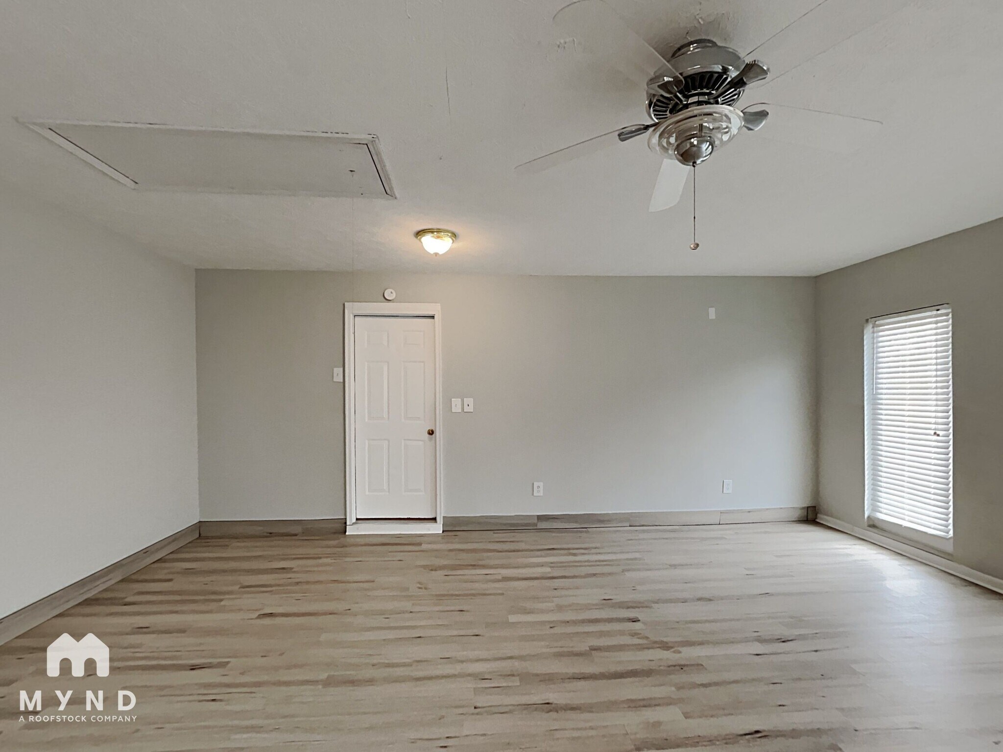 Building Photo - 11190 Knotty Pine Pl