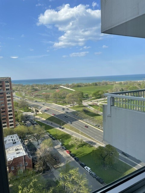 Building Photo - 4250 N Marine Dr
