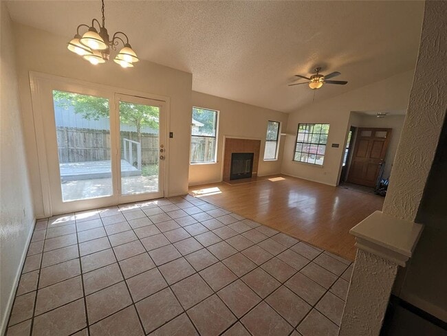 Building Photo - 4612 Borage Dr