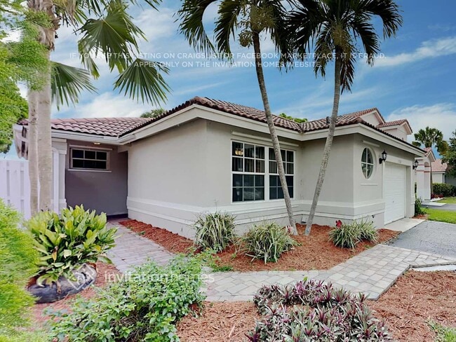 Building Photo - 13528 NW 5th Ct