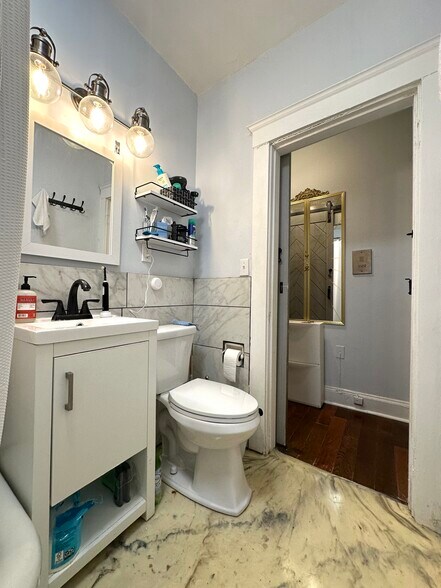 Building Photo - 26 Chiswick Rd