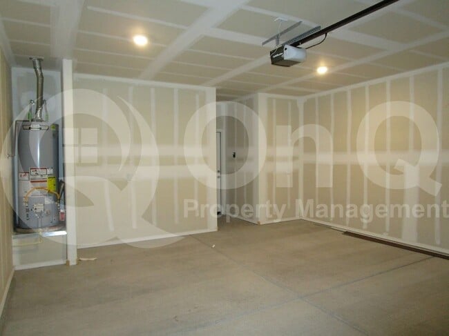 Primary Photo - 7845 S New Strike Way