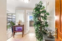 Building Photo - 700 Park Regency Pl NE