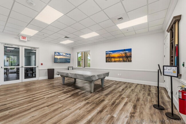 Building Photo - 10870 SW Dardanelle Dr