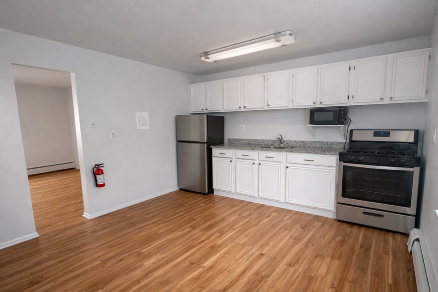 Interior Photo - Two Rivers at Matawan