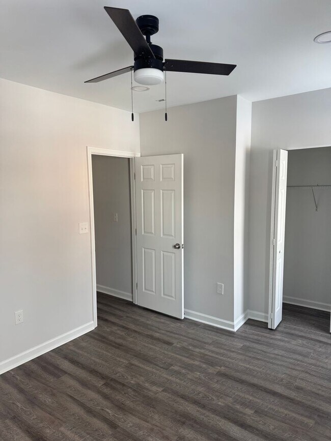 Building Photo - Beautifully fully renovated home now available for rent