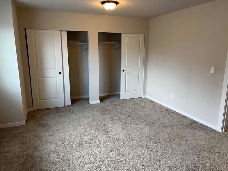 Building Photo - 4827 156th St SW