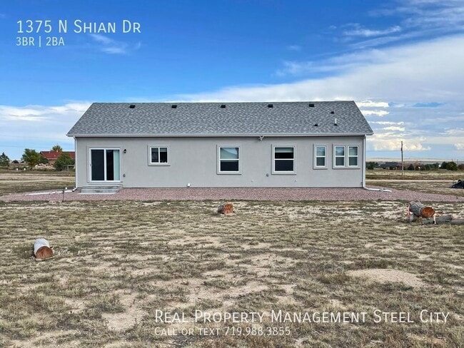 Building Photo - 1375 N Shian Dr