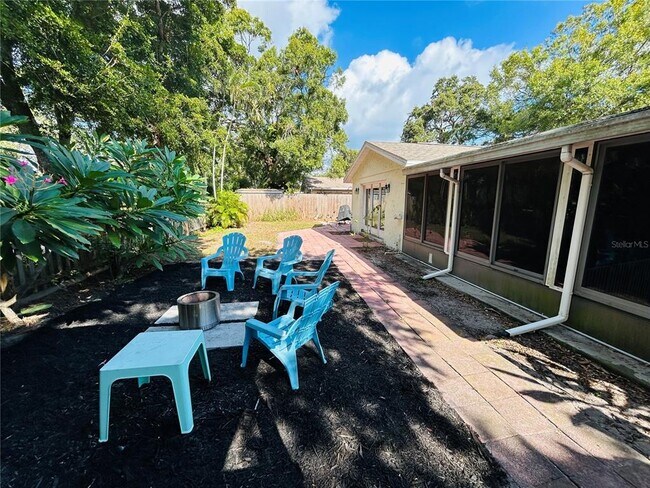 Building Photo - 2056 59th Way N