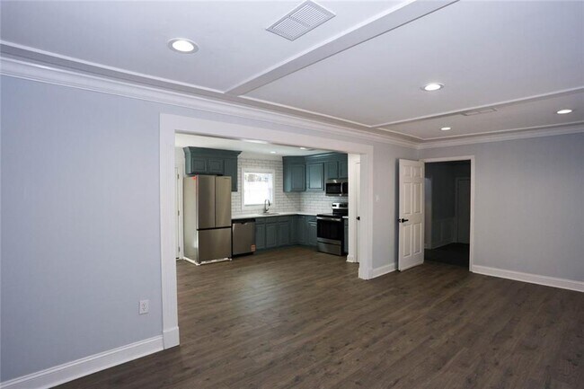 Building Photo - 1508 Peachcrest Rd