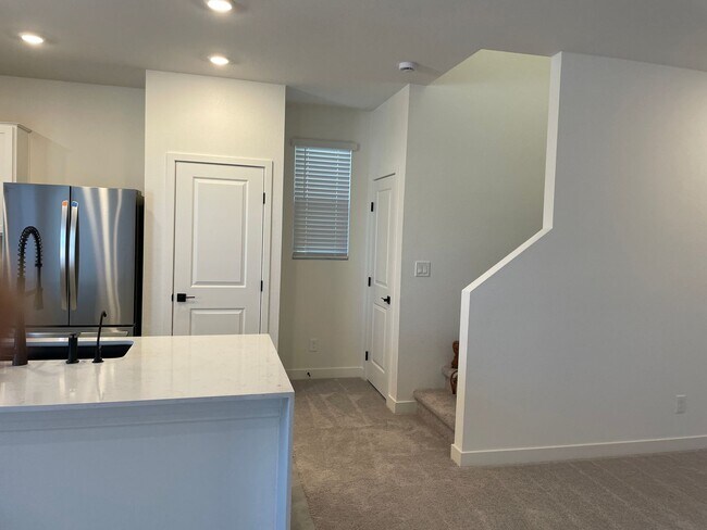 Building Photo - Southwest Las Vegas 2024 Gated Community Brand New Home ,Silverado Ranch  area