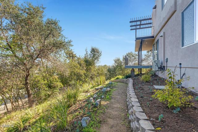 Building Photo - 1685 Poppy Peak Dr