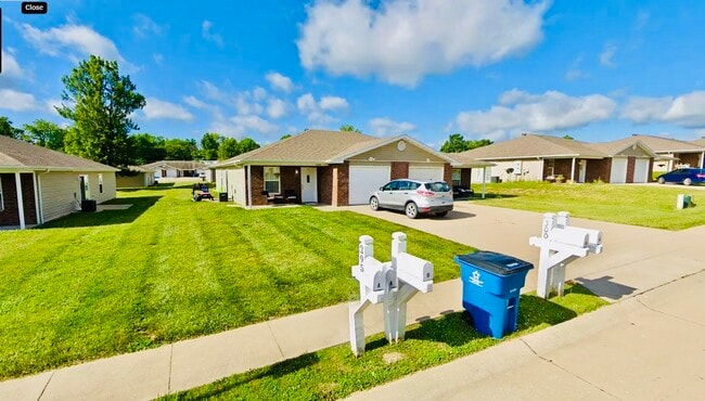 Building Photo - 300 Rylee Cir