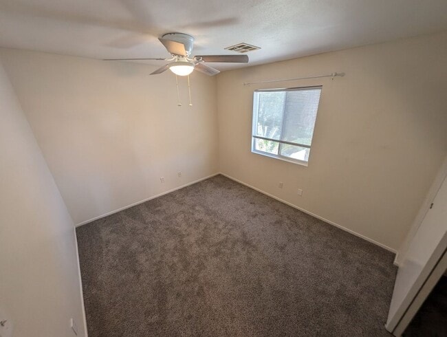 Building Photo - 4622 English Lavender Ave