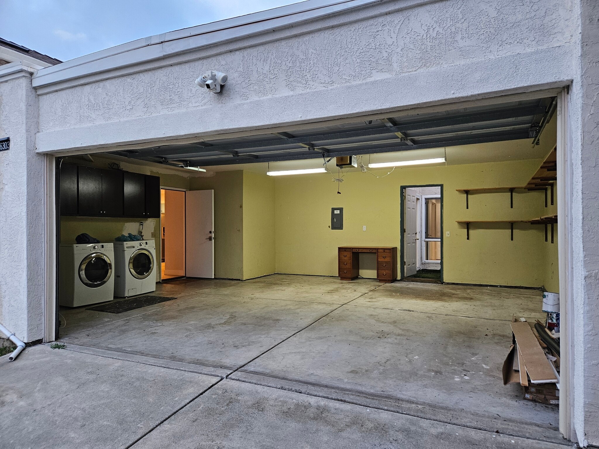 Building Photo - 6303 Rubicon Ave