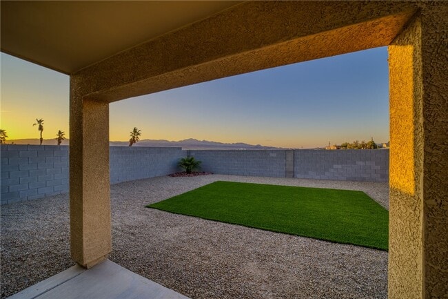 Building Photo - 2469 Pesuna Dr