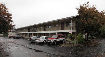 Building Photo - Maplecrest Apartments