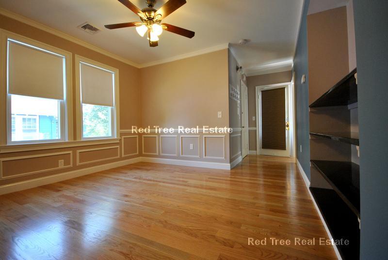 Building Photo - 38 Turner St