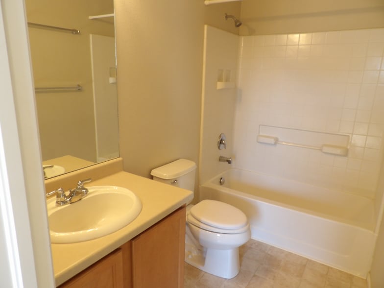 Building Photo - 2163 Squawbush Ridge Grove