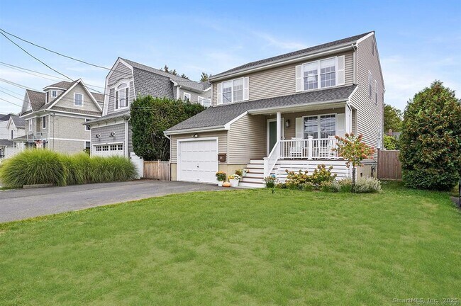 Building Photo - 121 Howard St